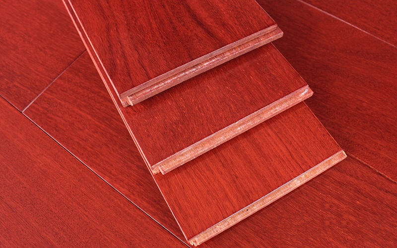 檀木實(shí)木地板適合安裝的環(huán)境是哪里？