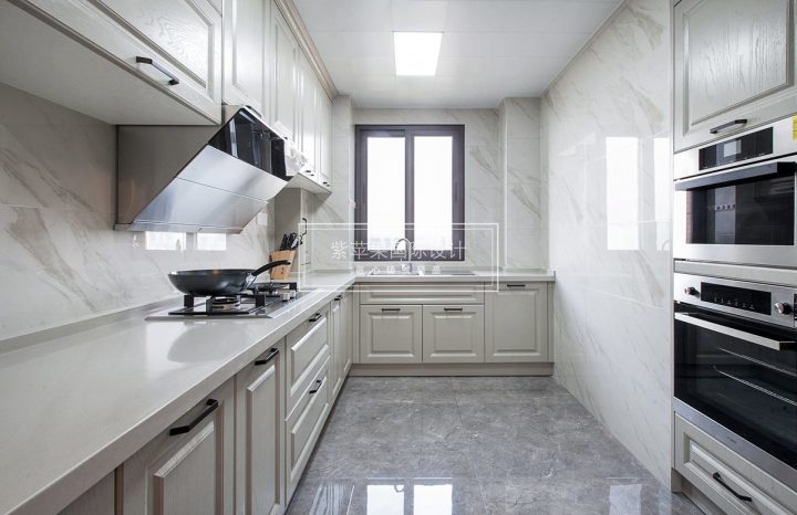 U型廚房怎么設(shè)計？U型廚房設(shè)計裝修效果圖