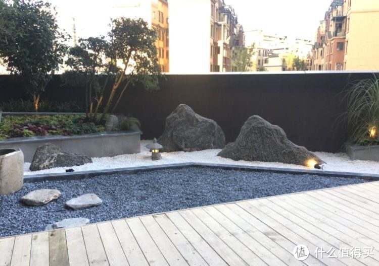 ?買低樓層82㎡新房，花25萬裝修，主要就為了這100㎡豪華大露臺