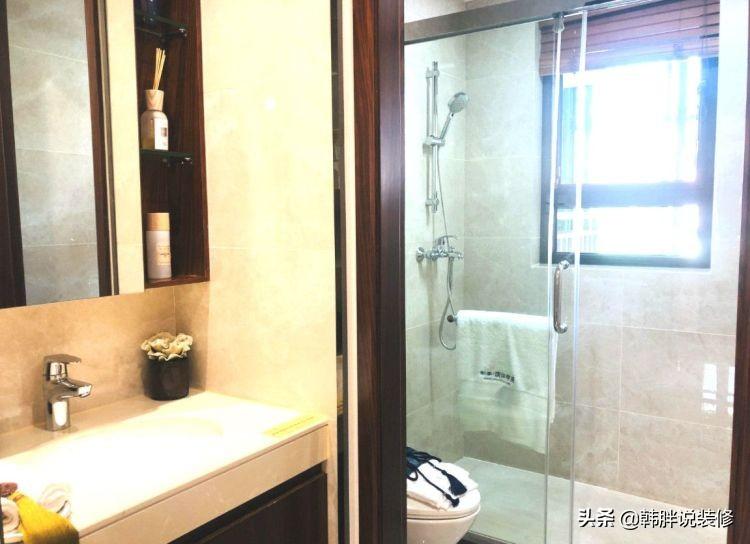 客廳裝修樣板房_小戶(hù)型兒童房裝修樣板_客廳明亮裝修樣板