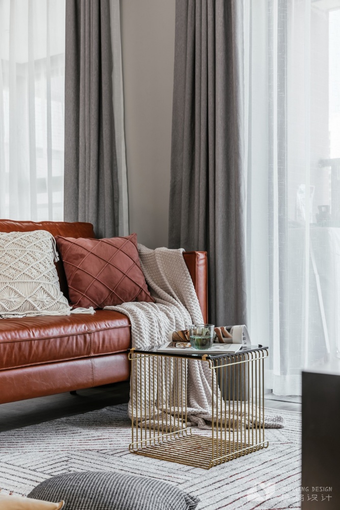 臥室床裝修效果圖打通2套小公寓，獲得舒適的生活北歐極簡(jiǎn)臥室設(shè)計(jì)圖片賞析