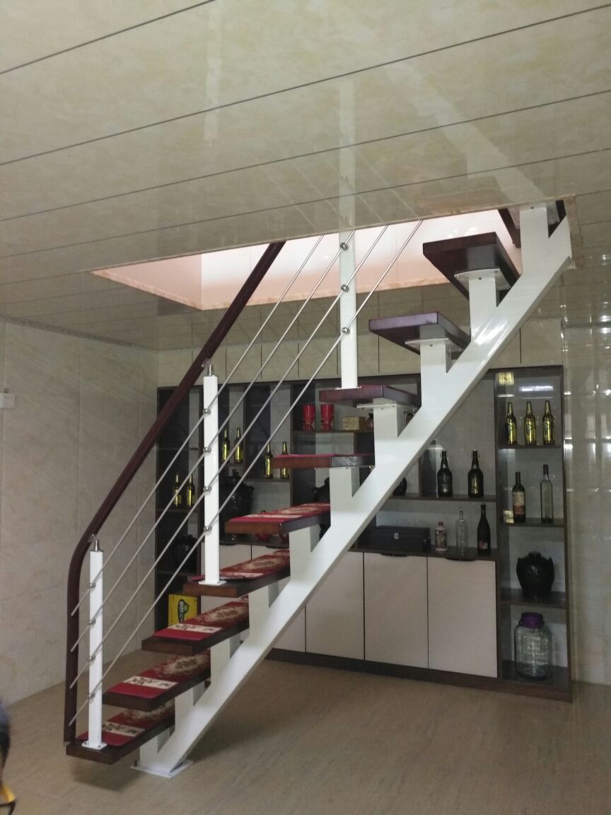 復(fù)式樓梯該怎么建設(shè)   復(fù)式樓梯嘗試下這樣設(shè)計