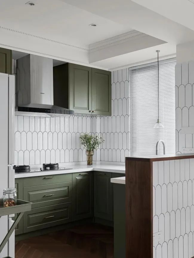 餐廳小吧臺(tái)裝修效果圖_廚房吧臺(tái)裝修效果圖大全 小戶(hù)型_小吧臺(tái)裝修效果圖