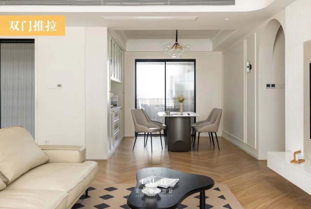 儲(chǔ)物間門裝修效果圖_裝修門_黑胡桃色門裝修效果圖