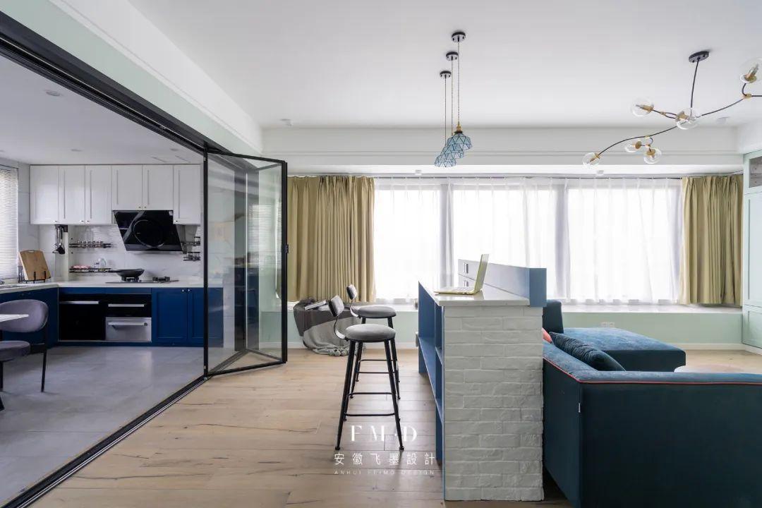 儲(chǔ)物間門裝修效果圖_裝修門_黑胡桃色門裝修效果圖