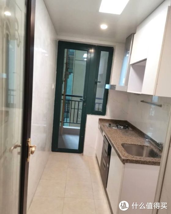 首付10萬入手的單身公寓，51㎡一室一廳恒大精裝房，月供1200元