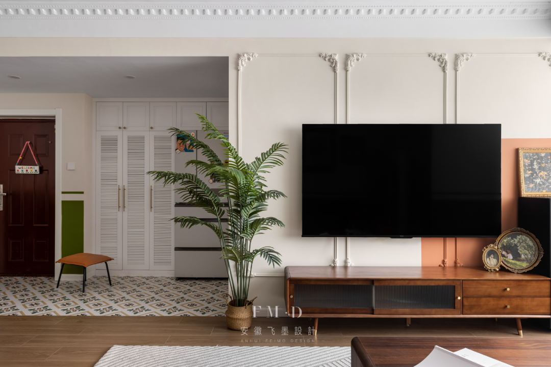 95㎡老房爆改復(fù)古法式風(fēng)，堪稱打工人裝修模板！這錢花得太值了