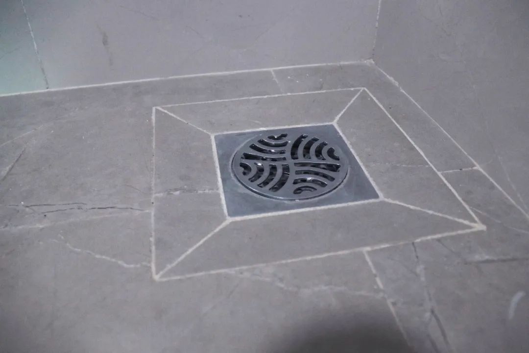 門(mén)檻石裝修效果圖_裝修日記門(mén)檻石價(jià)格_門(mén)檻石下五帝錢(qián)擺放圖