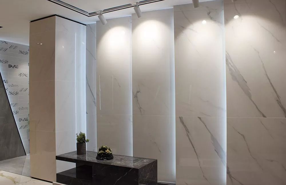 綠色裝修選材設(shè)計500問居室細節(jié)設(shè)計_青島裝修設(shè)計_門廳過道裝修與風(fēng)水設(shè)計