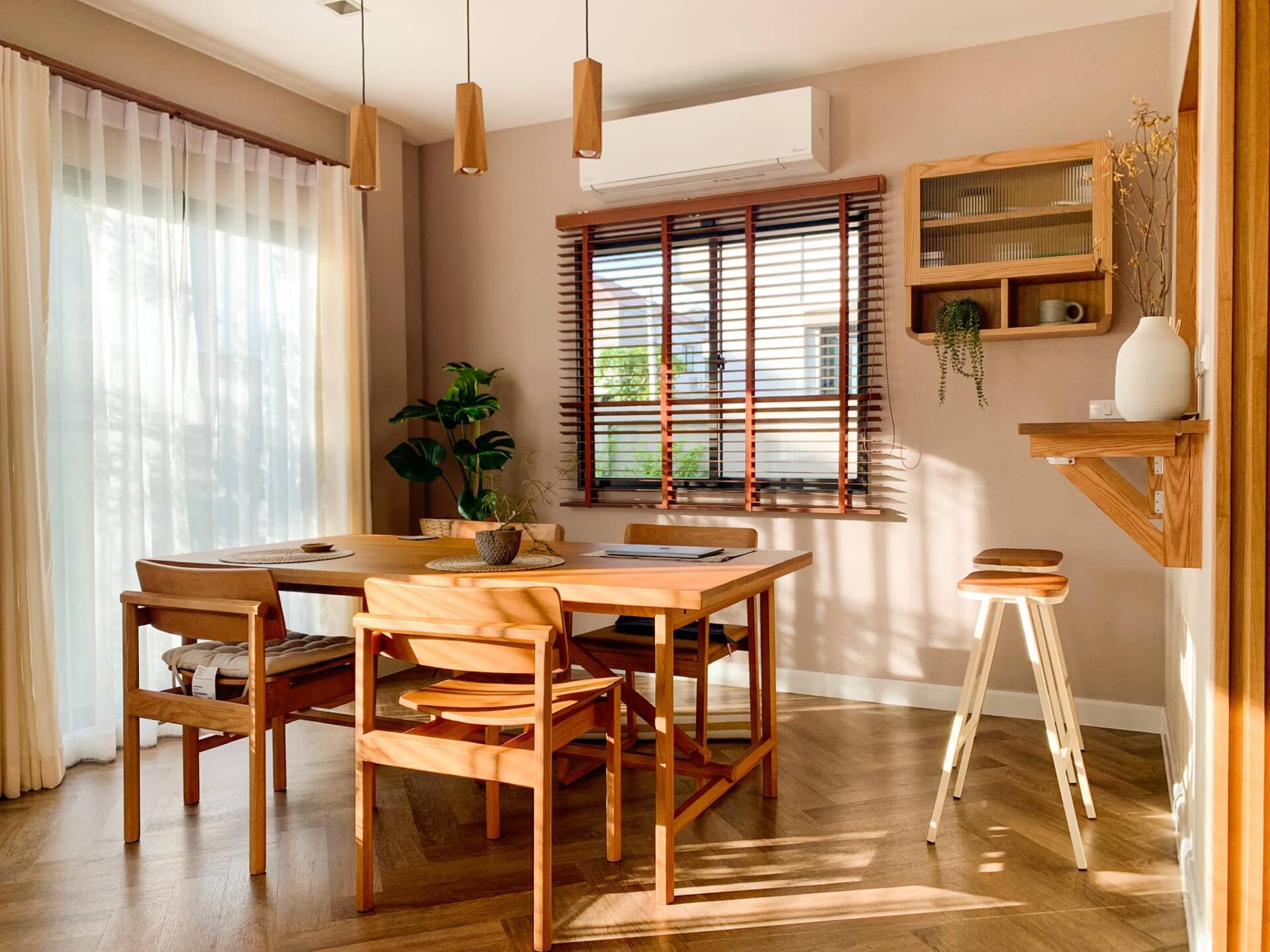 看了這一棟別墅，我才意識到：裝修可以不奢華，但一定要有煙火氣