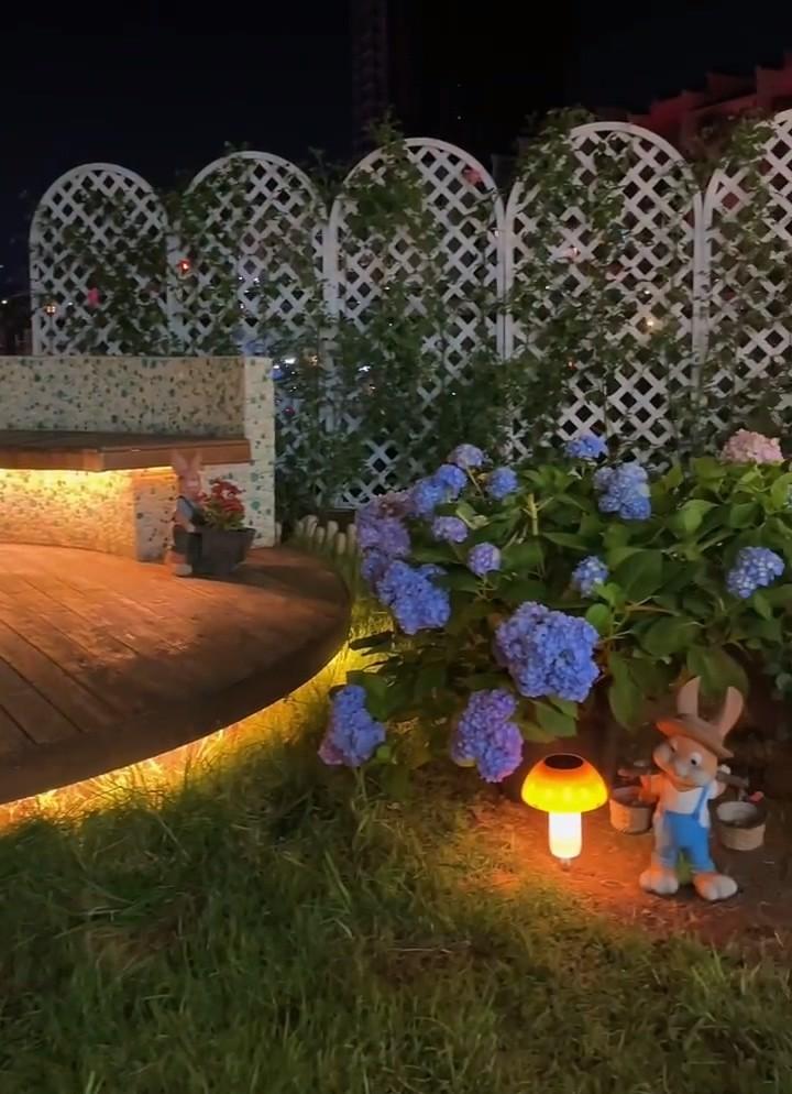 都說一樓不能要，我多花10萬買了一樓帶院，改造成花園后人人羨慕