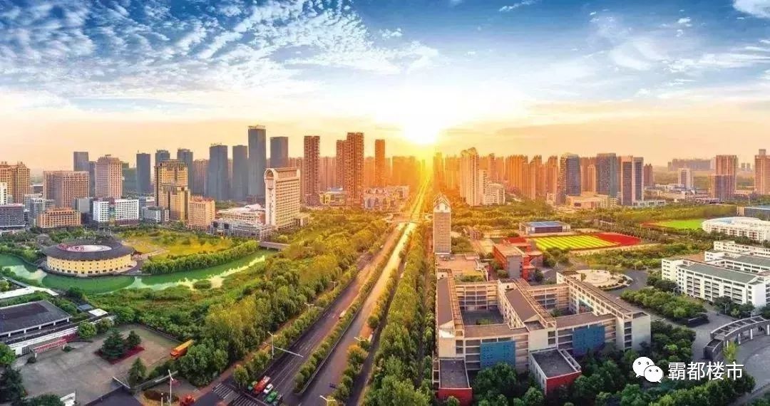 上千組客戶搶買，高新這盤火了！裝修新品馬上開盤！低首付、雙學(xué)區(qū)